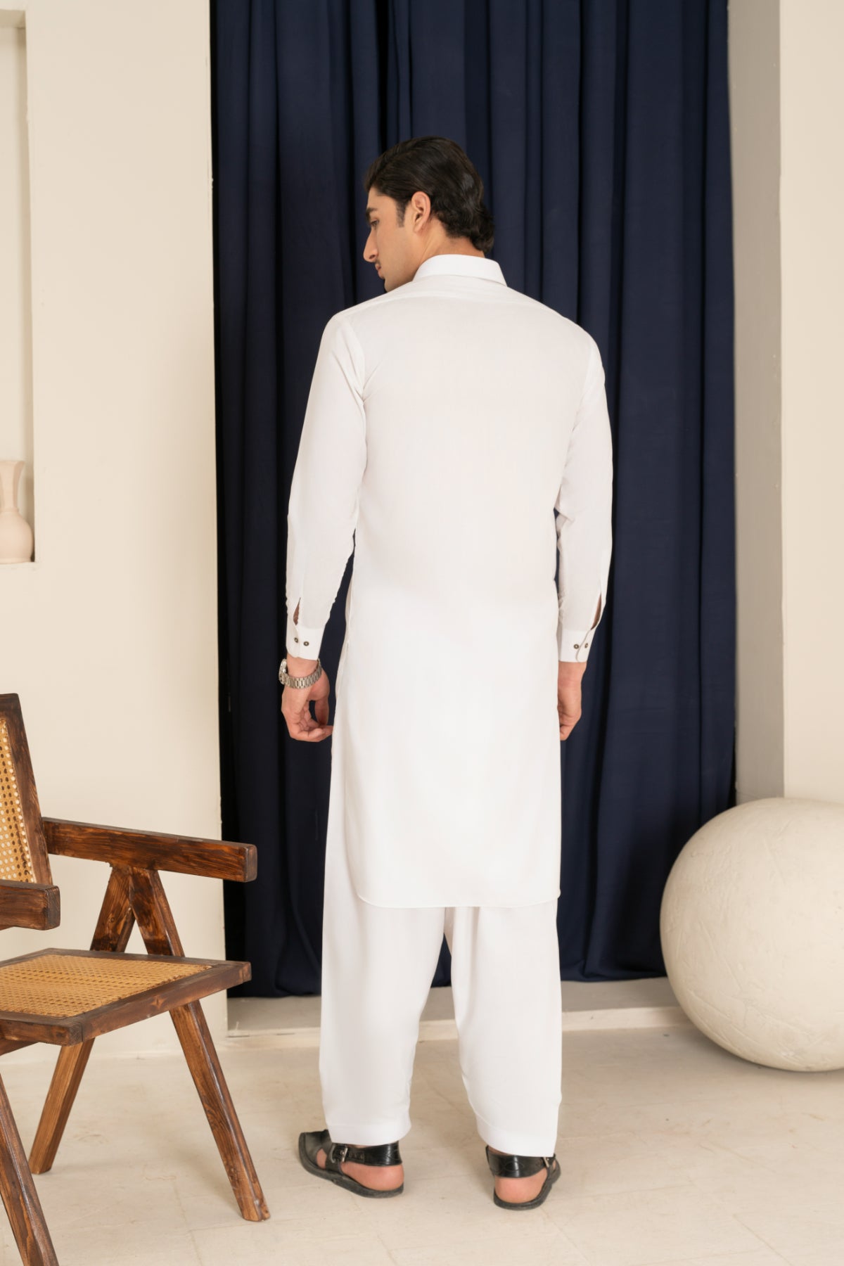 Egg White Kameez Shalwar