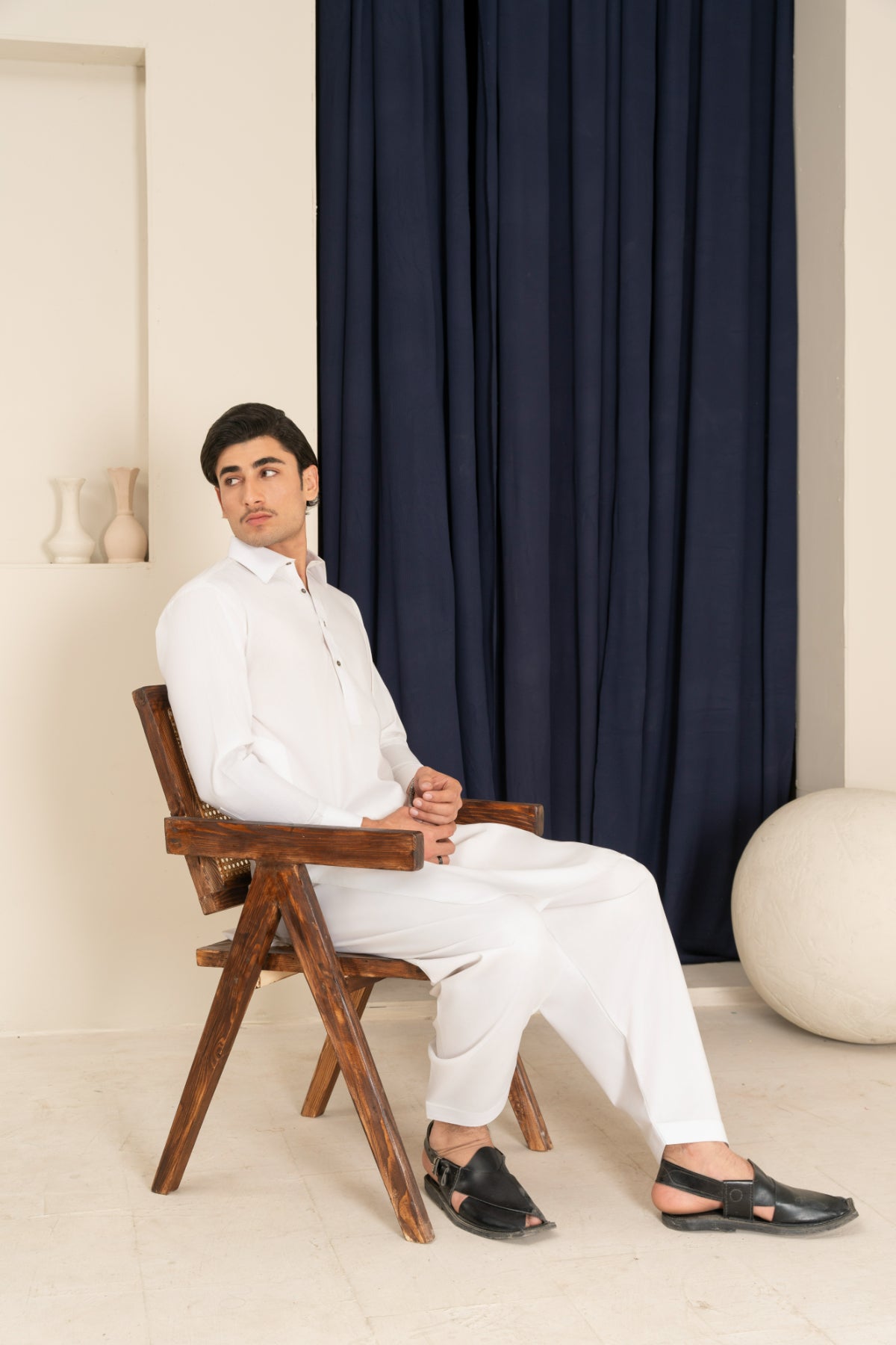 Egg White Kameez Shalwar